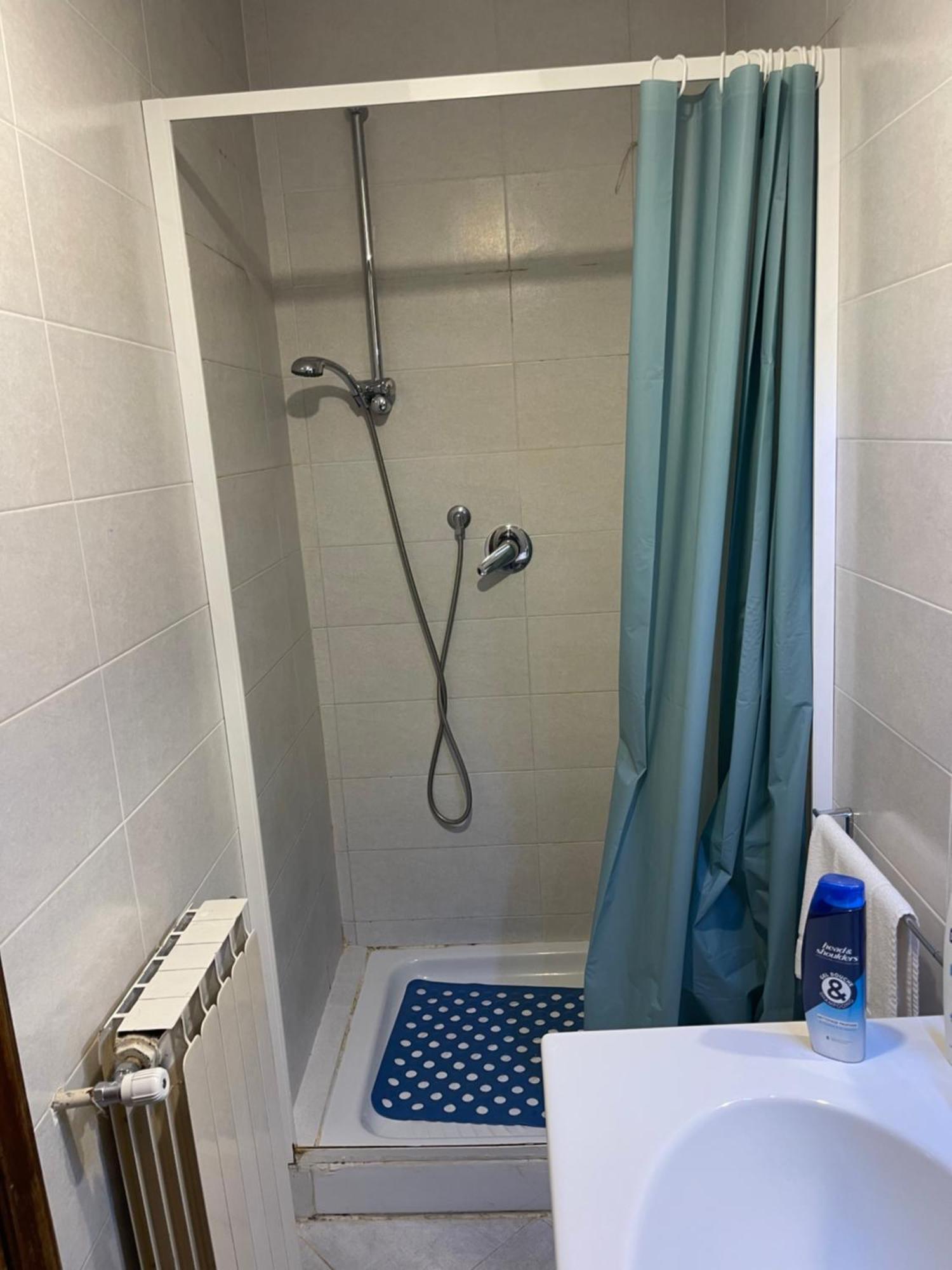 Romantic Enchantment With Private Bathroom Венеція Номер фото